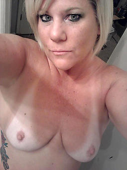 full-grown milf selfshot amature porn pics