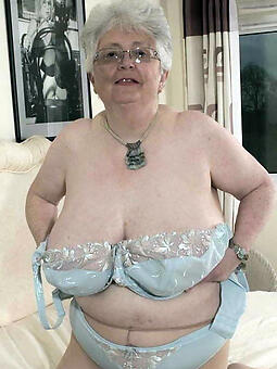 hot grandma naked unorthodox porn pics