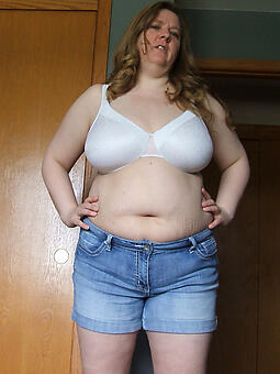 sexy lady at hand jeans pron hd