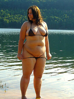 spectacular ladies in bikinis unorthodox porn pics
